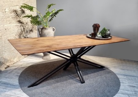 Jasmin Dining Table