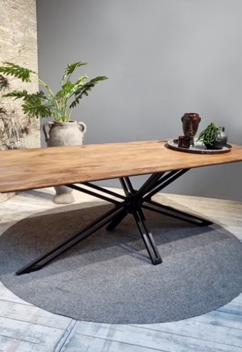 Jasmin Dining Table