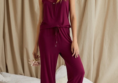Pretty You London Lace Cami Cropped Trouser Set Bordeaux