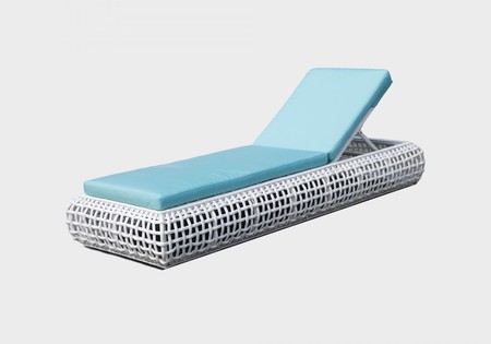 Dynasty Lounger